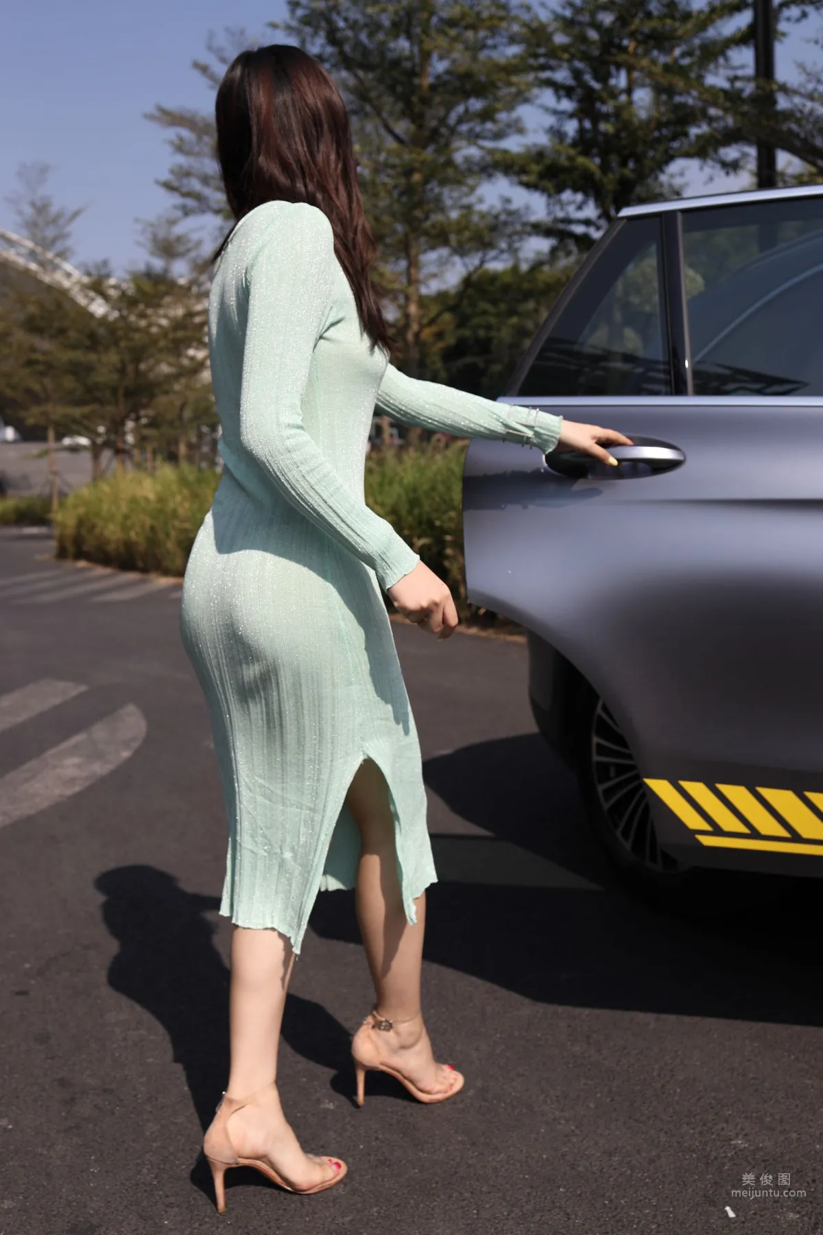 Urban Beauty Zhizhi Sexy Light Green Bodycon Dress photo 237