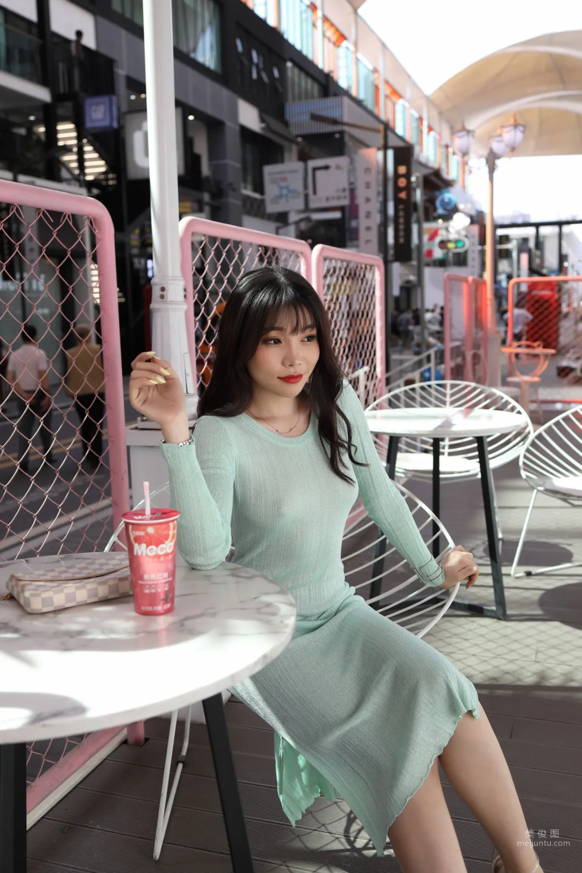 Urban Beauty Zhizhi Sexy Light Green Bodycon Dress photo 122