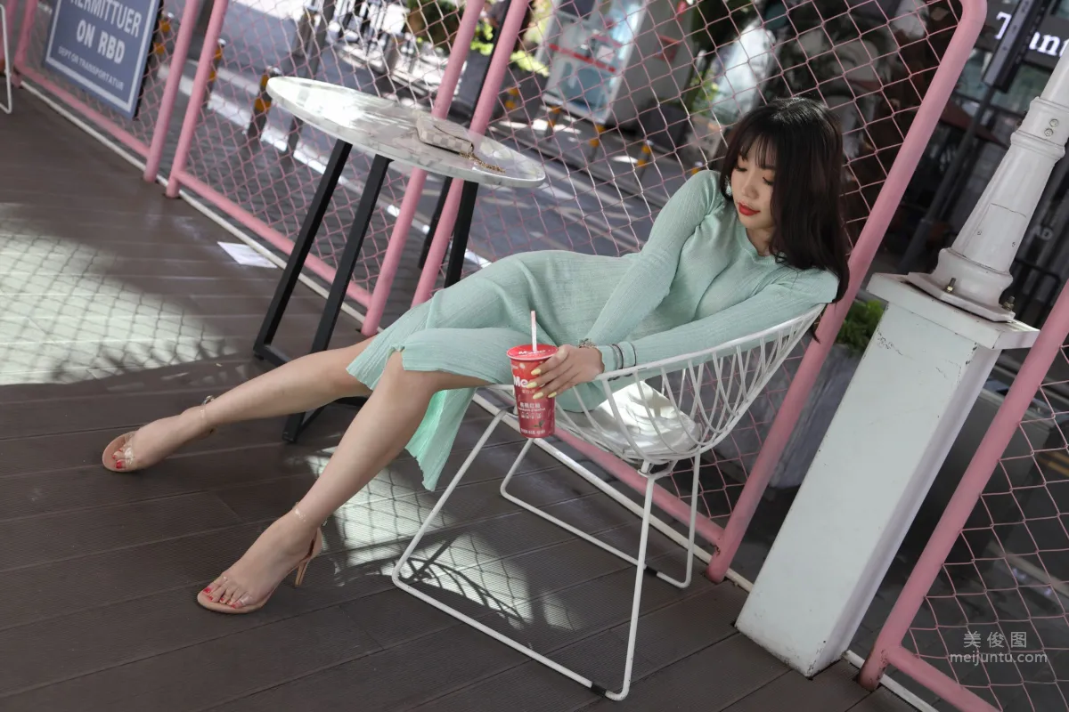 Urban Beauty Zhizhi Sexy Light Green Bodycon Dress photo 127