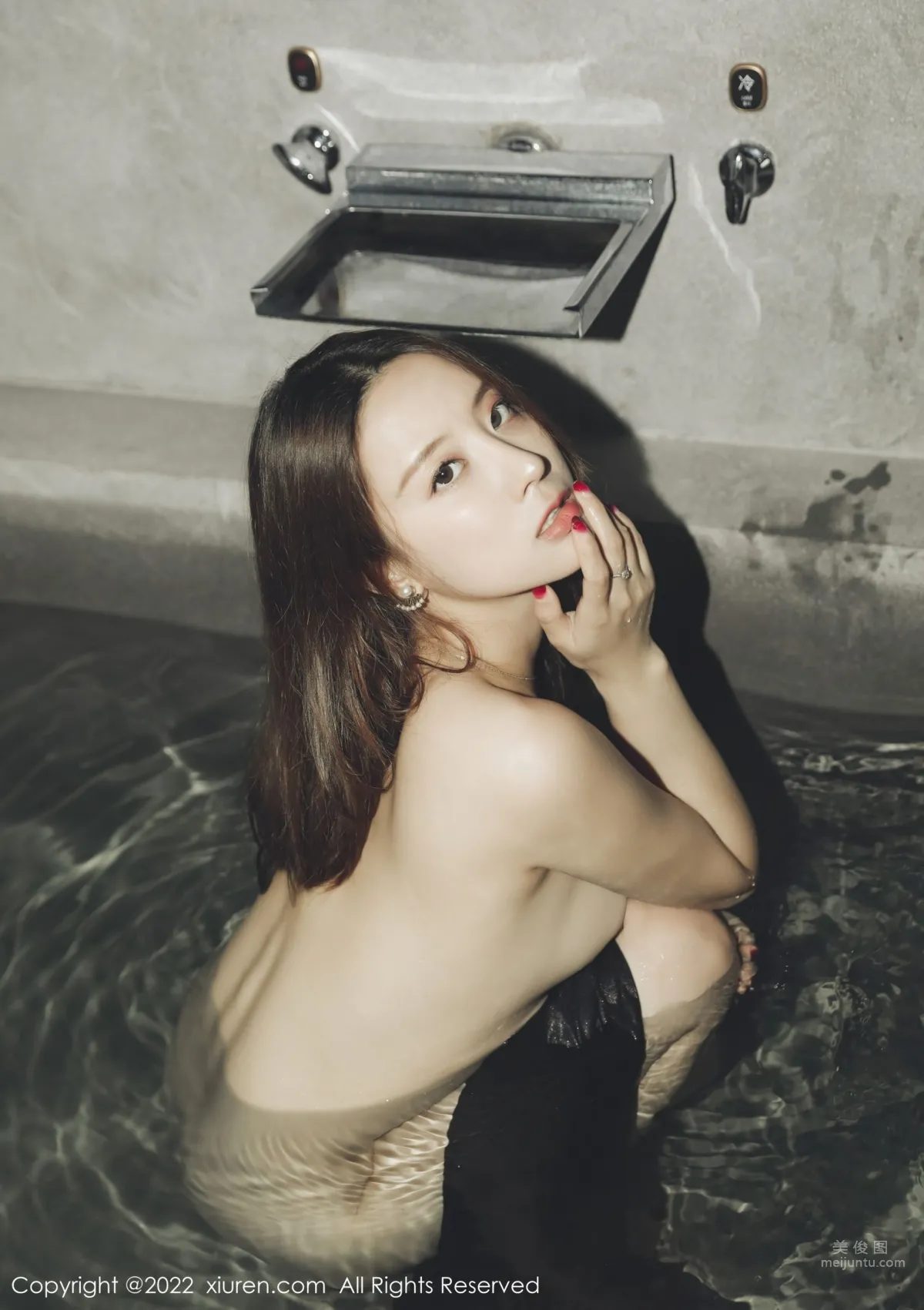 [XiuRen] 2022.06.01 No.5091 曉慧_36