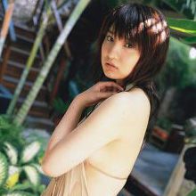 尾崎娜娜