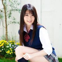 冨手麻妙