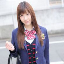 山咲麻裡奈