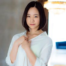 初乃文香