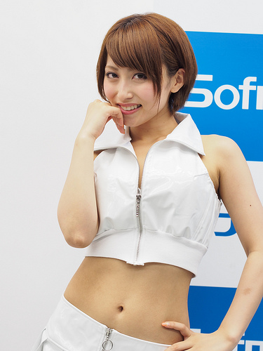 野村麻衣