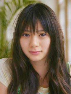 山下リオ