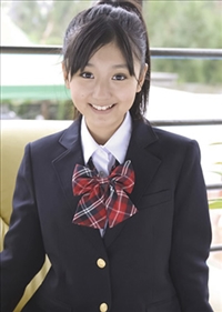 伊藤萬裡菜