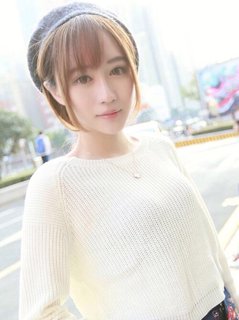 張冰依