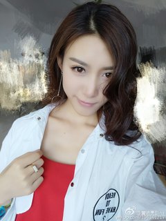 黃依靈