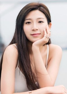 顧伊雯