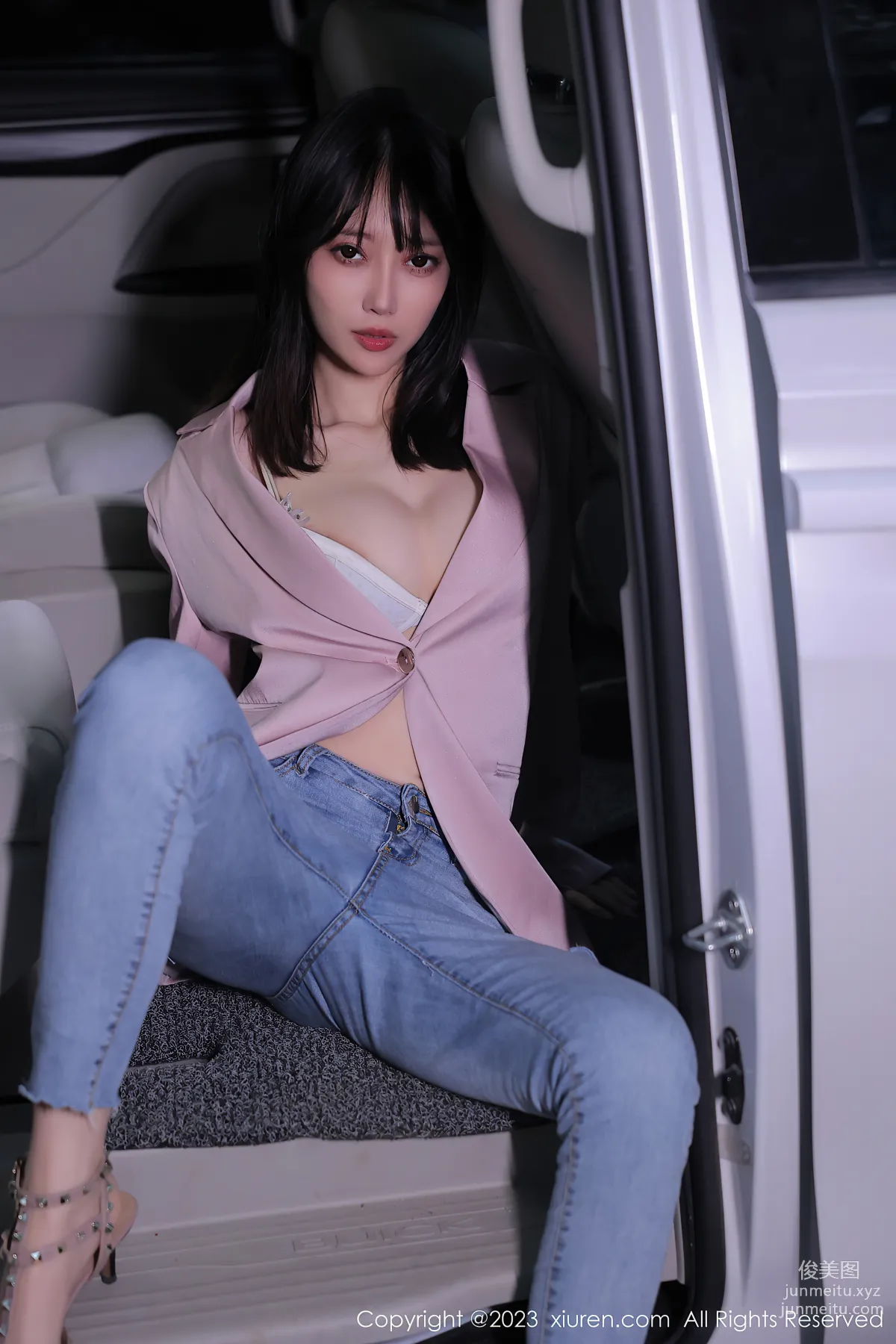 [XiuRen秀人網] 2023.03.03 NO.6355 玥兒玥er 萬甯旅拍 17