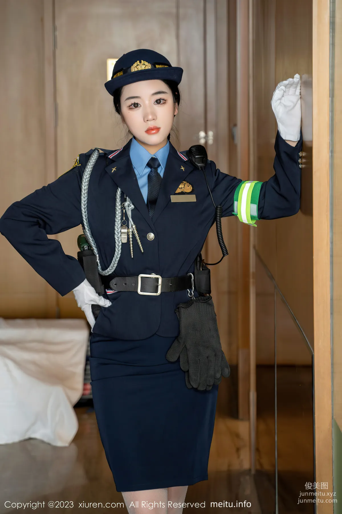 [XiuRen秀人網] 2023.03.30 NO.6497 汐汐愛吃草莓 19
