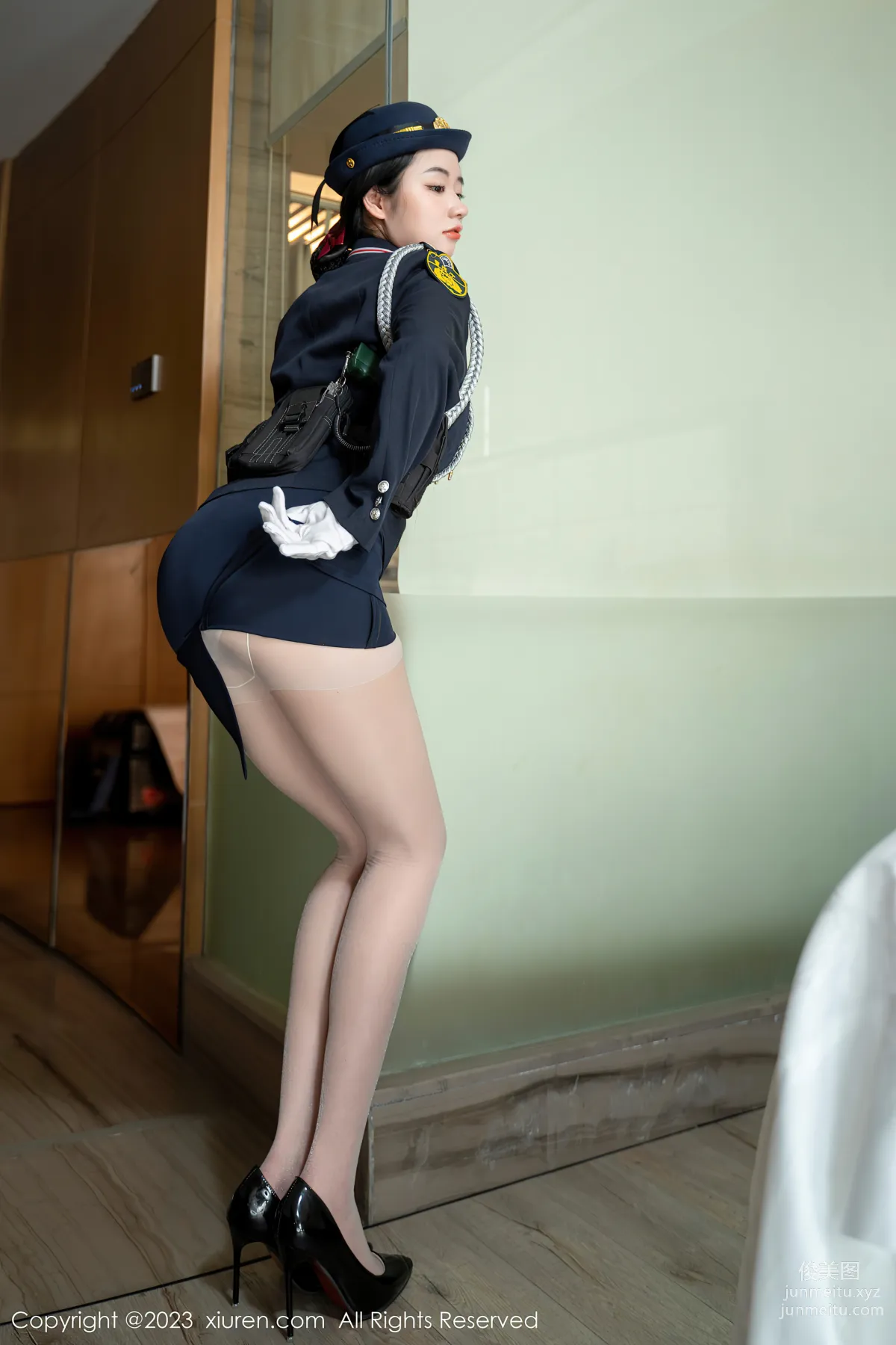 [XiuRen秀人網] 2023.03.30 NO.6497 汐汐愛吃草莓 24