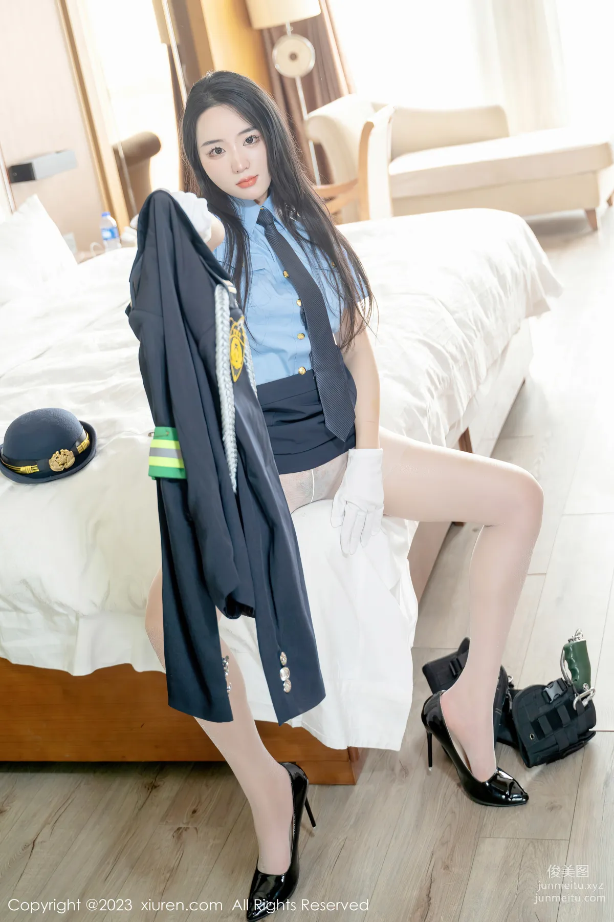 [XiuRen秀人網] 2023.03.30 NO.6497 汐汐愛吃草莓 32