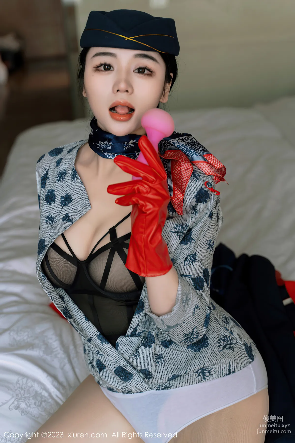 [XiuRen秀人網] 2023.05.24 NO.6790 汐汐愛吃草莓 3
