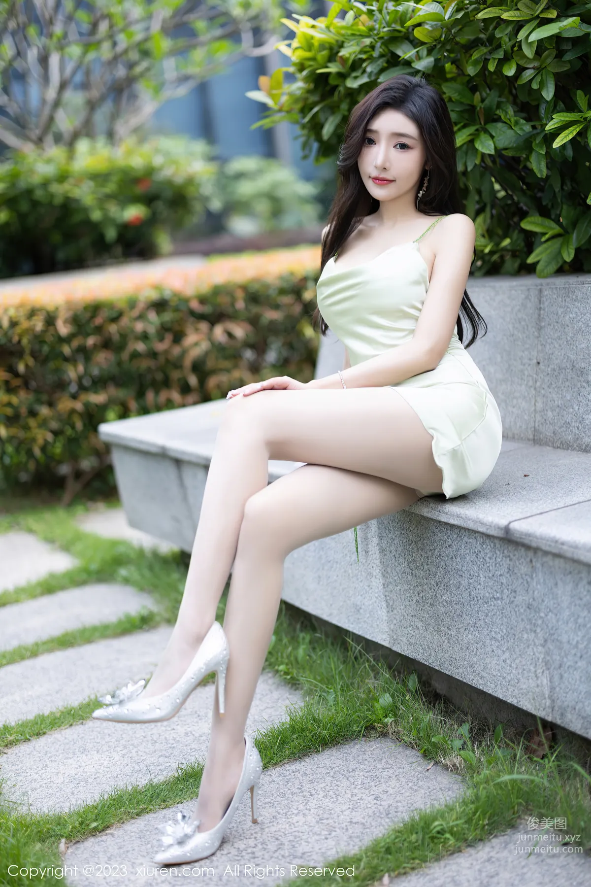 [XiuRen] 2023.07.13 NO.7077 Yanni Wang Stockings photo 5