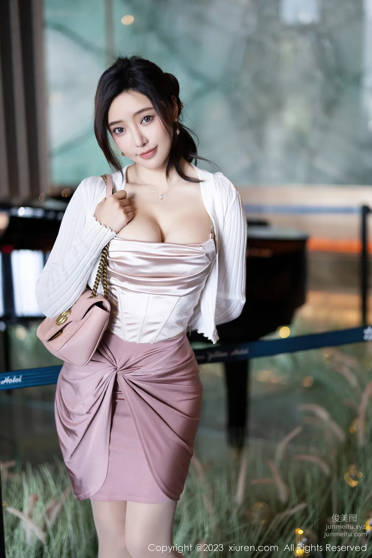 [XiuRen] 2023.11.09 NO.7640 Yanni Wang photo 2