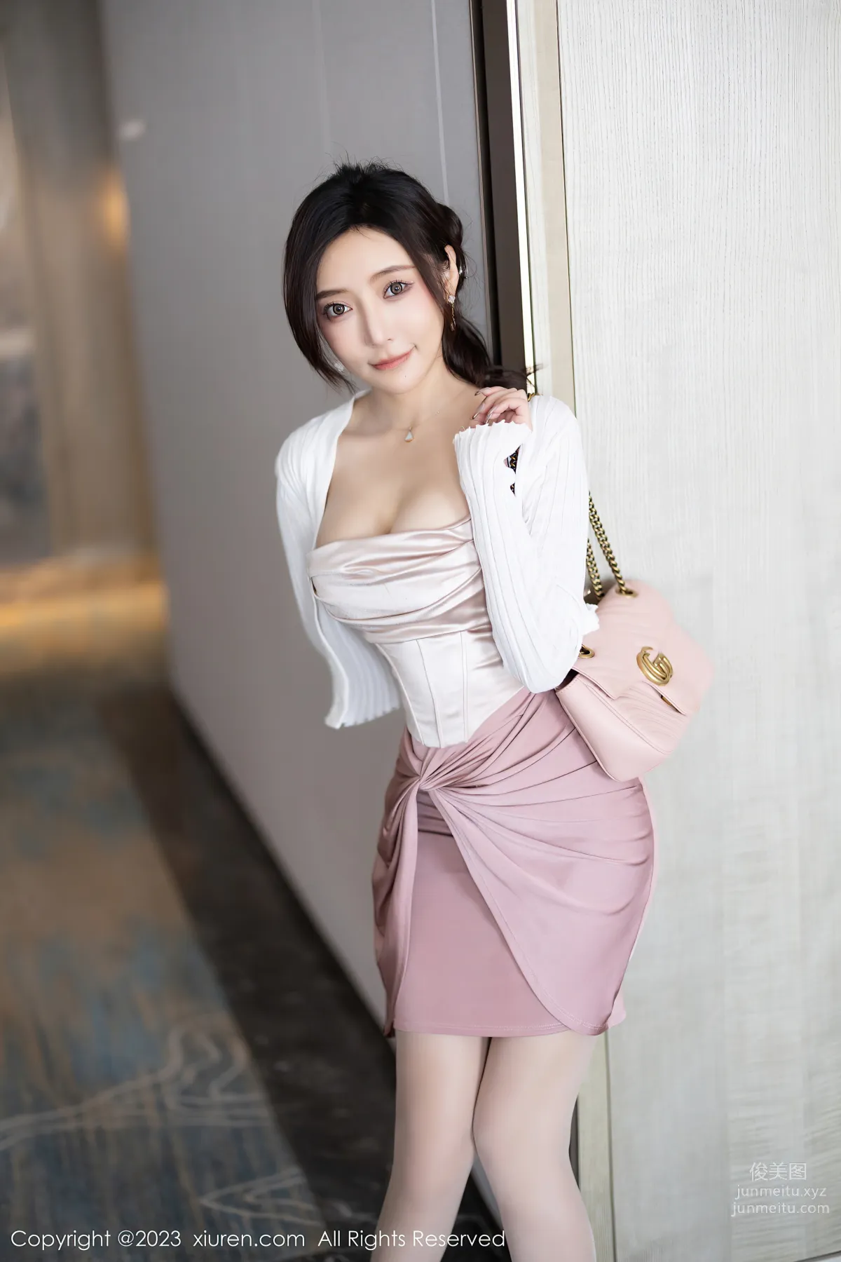 [XiuRen] 2023.11.09 NO.7640 Yanni Wang photo 24
