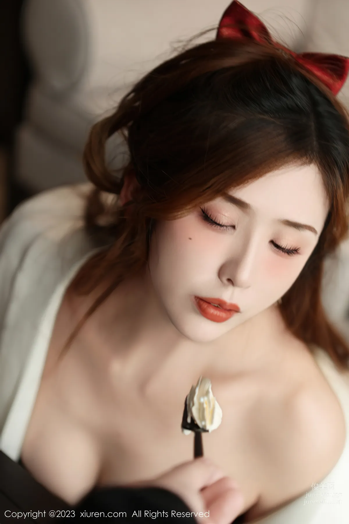 [Xiuren秀人網]2023.12.27 NO.7872 月野兔美妞 17