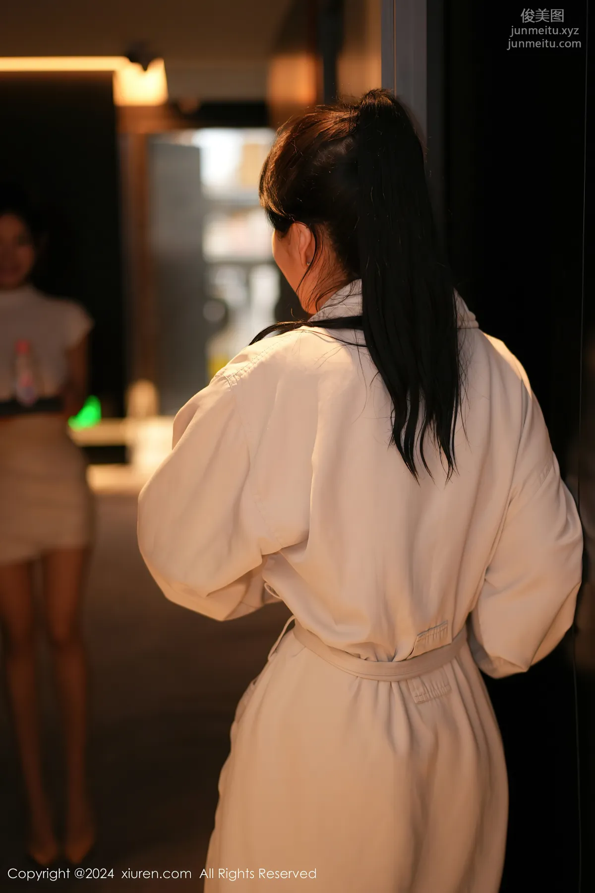 XiuRen No. 8350 photo 2
