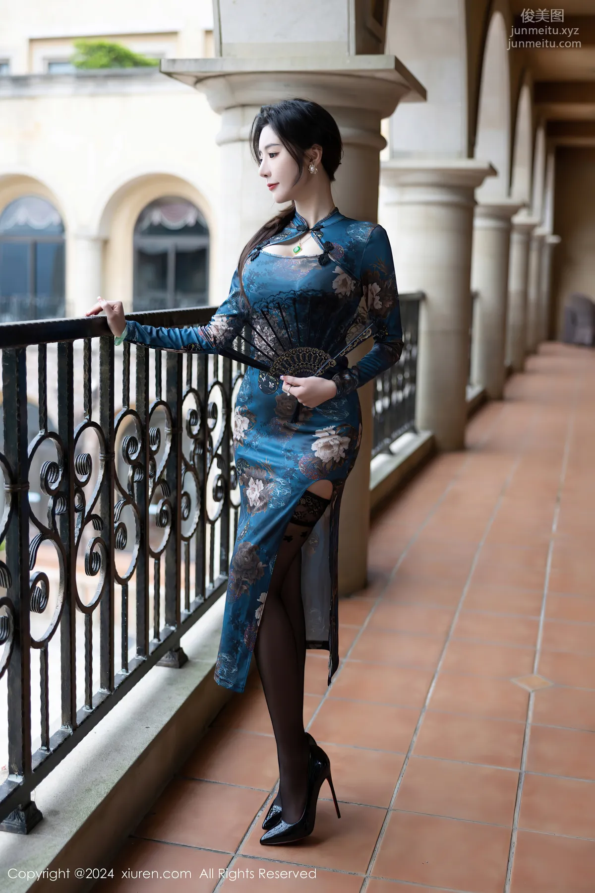 [XiuRen] 2024.04.19 NO.8425 Yanni Wang photo 3