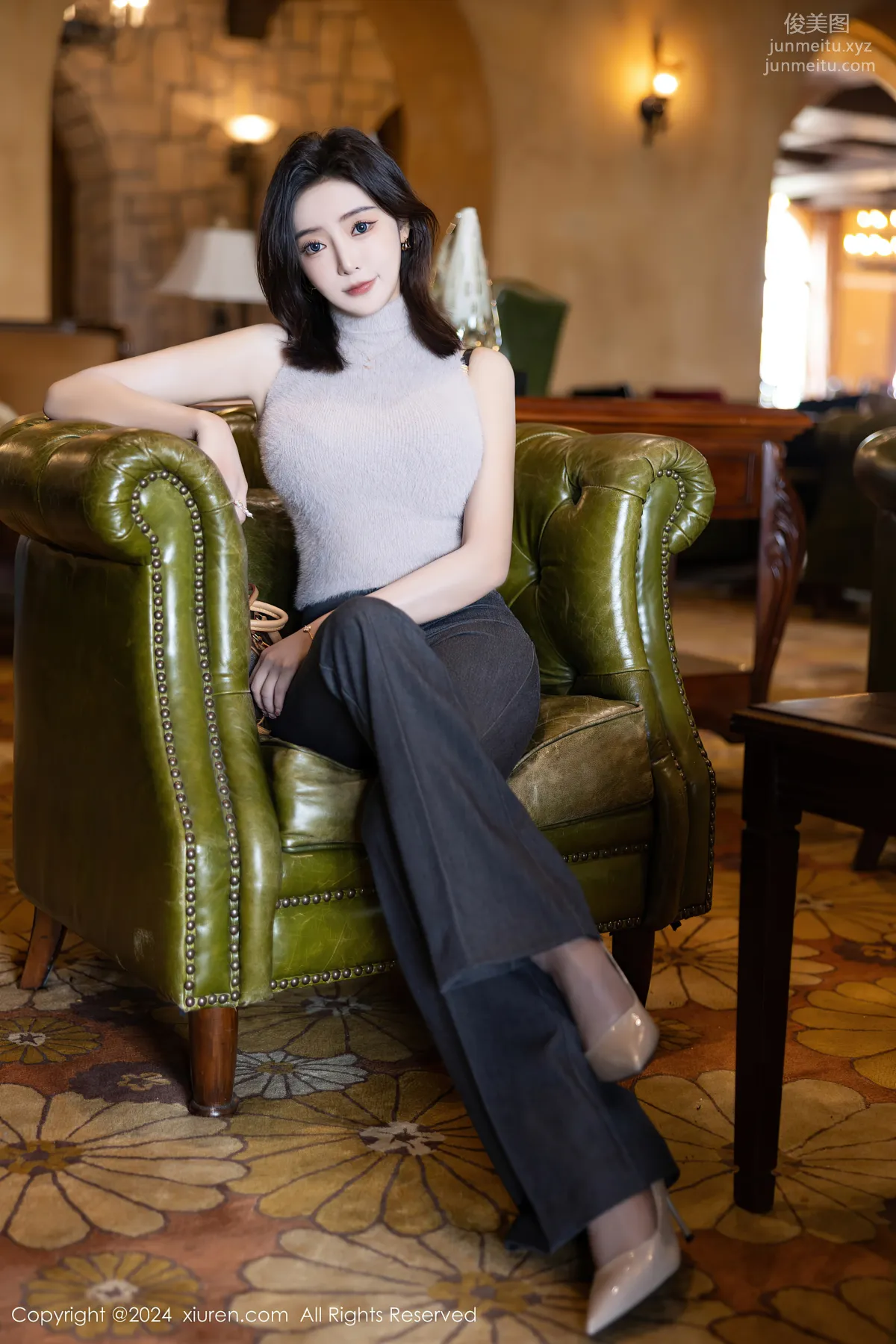 Yanni Wang: XiuRen No. 8451 photo 9