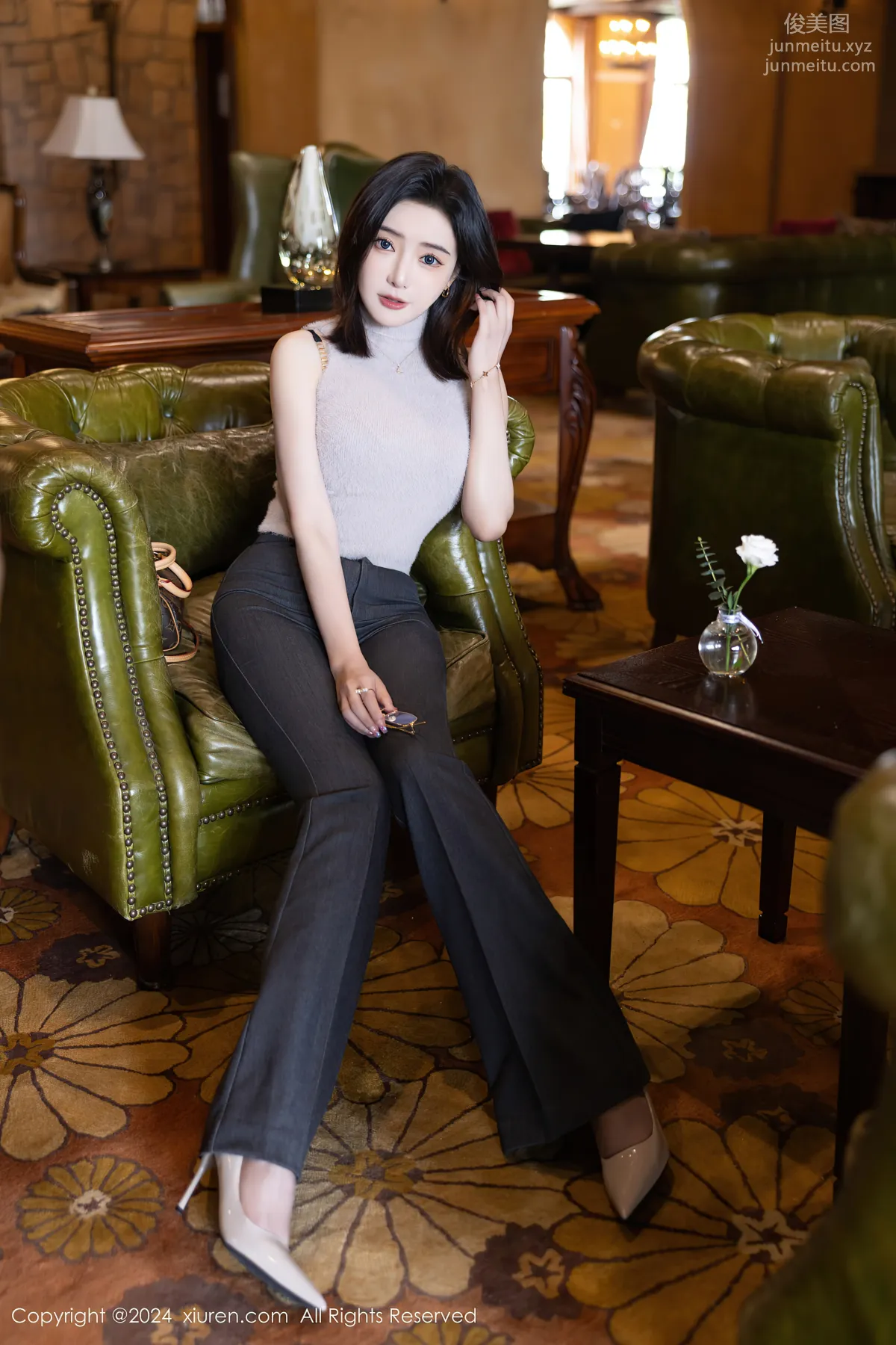 Yanni Wang: XiuRen No. 8451 photo 10