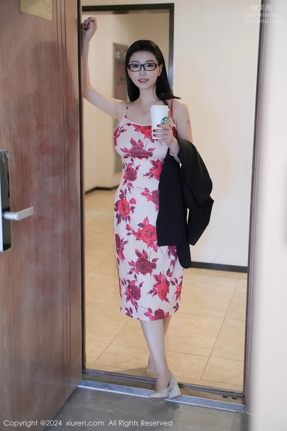 [XiuRen] 2024.04.29 NO.8468 Yaru Laoshi photo 20