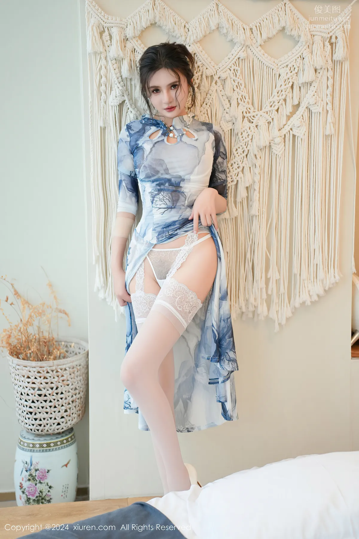 [Xiuren秀人網]2024.05.23 NO.8587 Emily尹菲 31