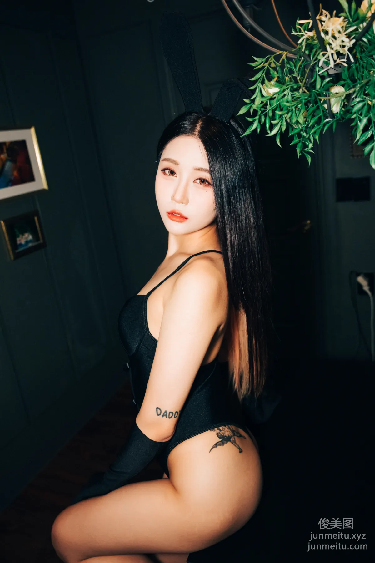 Bomi: LOOZY 004. - roommate photo 17