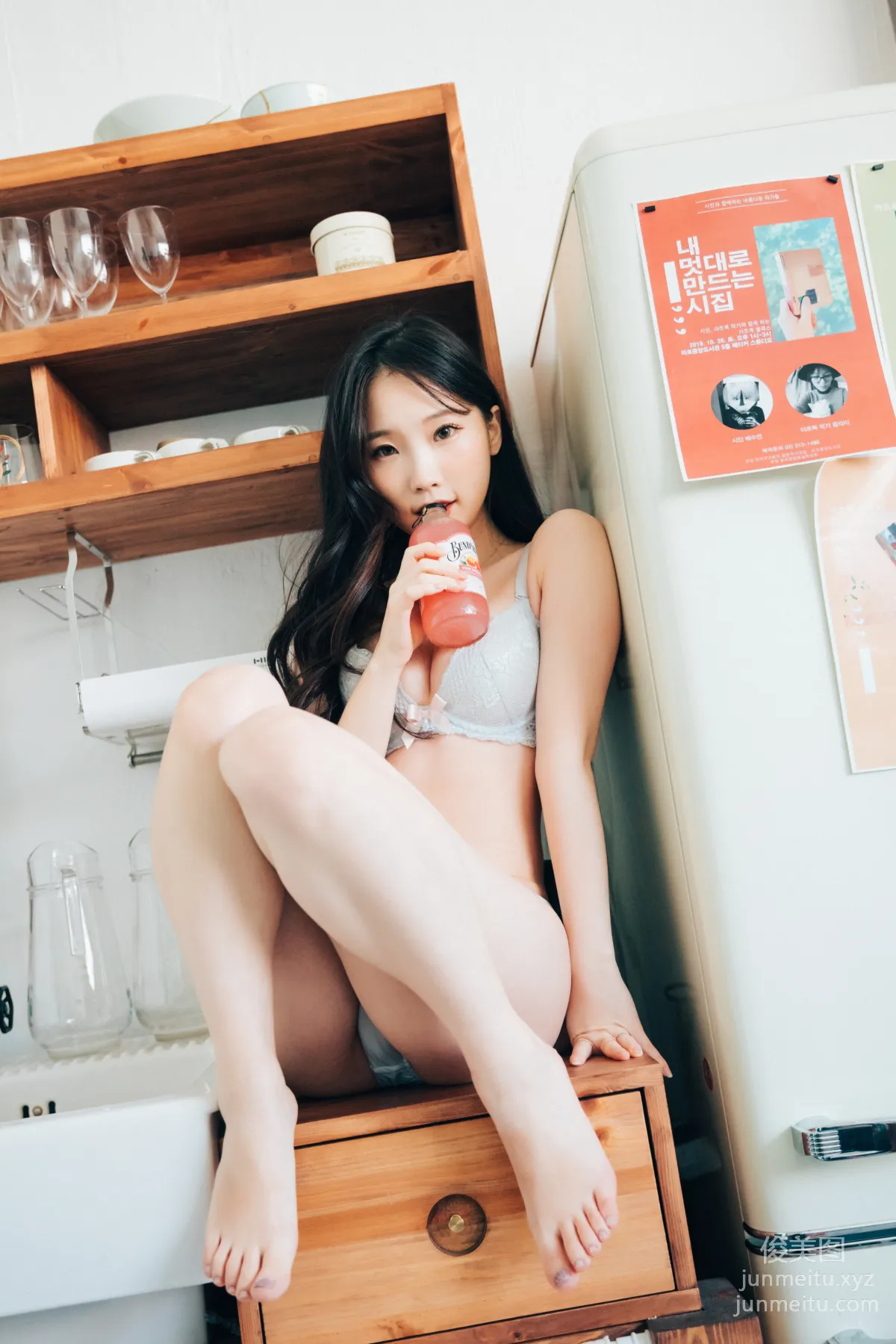 Pureding: LOOZY 008. - Behind photo 30
