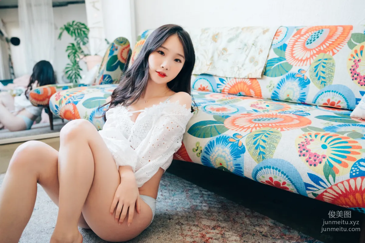 Pureding: LOOZY 008. - Behind photo 40