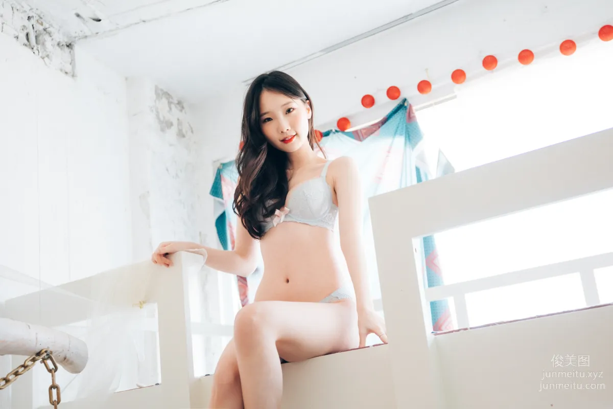 Pureding: LOOZY 008. - Behind photo 59