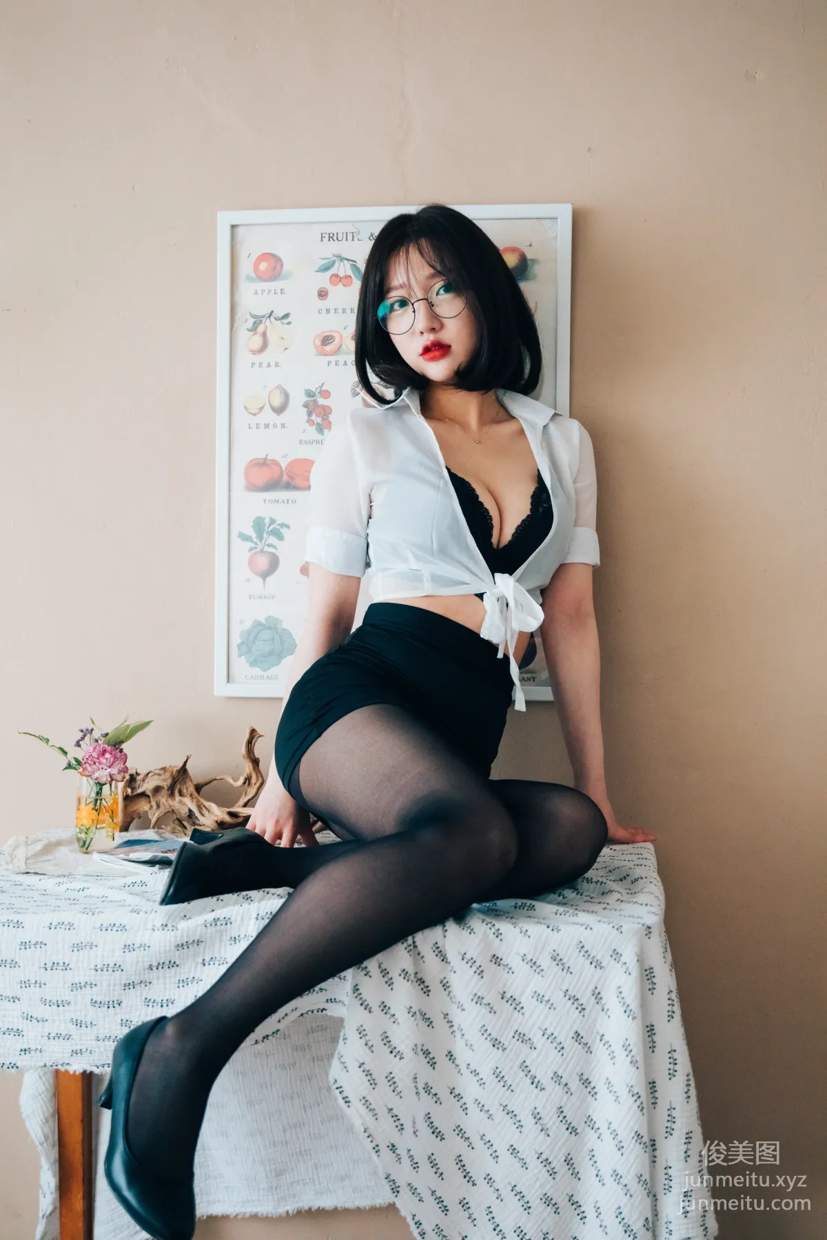 012.[Loozy] - Ye-Eun - Office Girl Vol.1[54P] 9