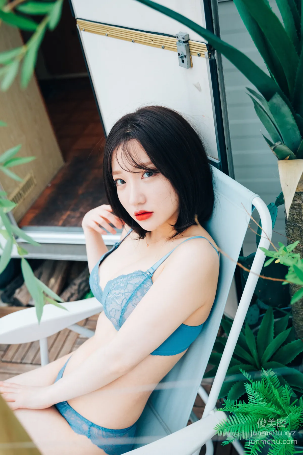 014.[Loozy] - Ye-Eun - Summer Caravan[69P] 3
