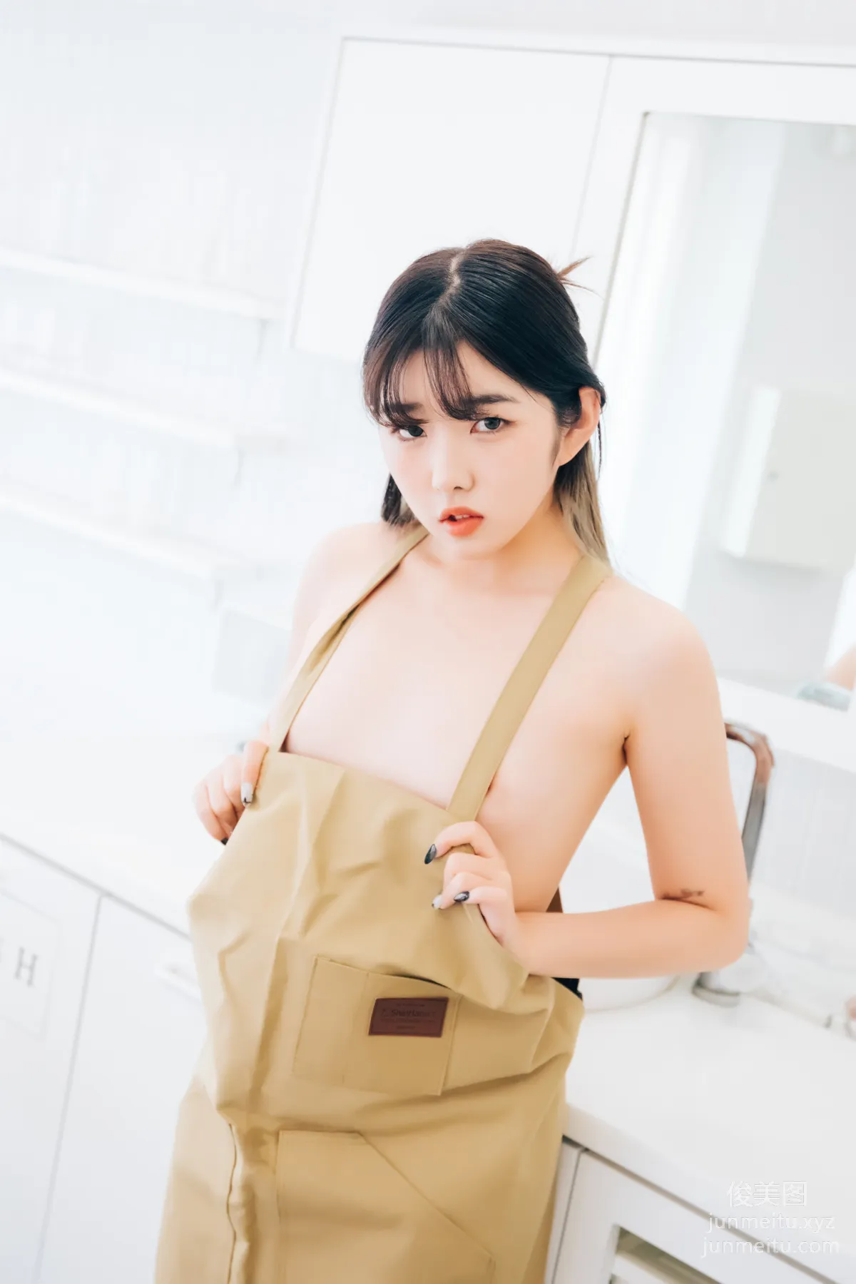 Sonson: LOOZY 025. - Nude Apron photo 34