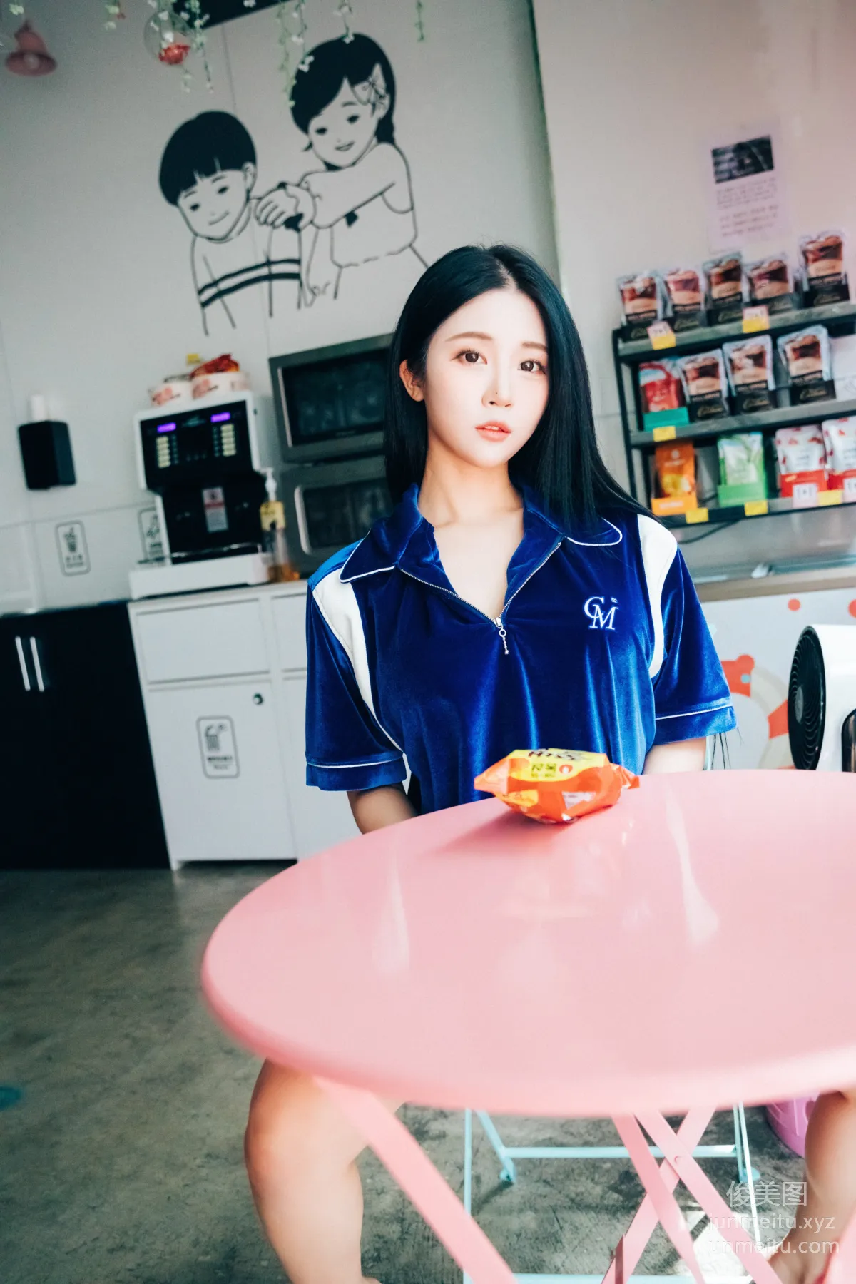 Bomi: LOOZY 028. - Part Timer photo 67
