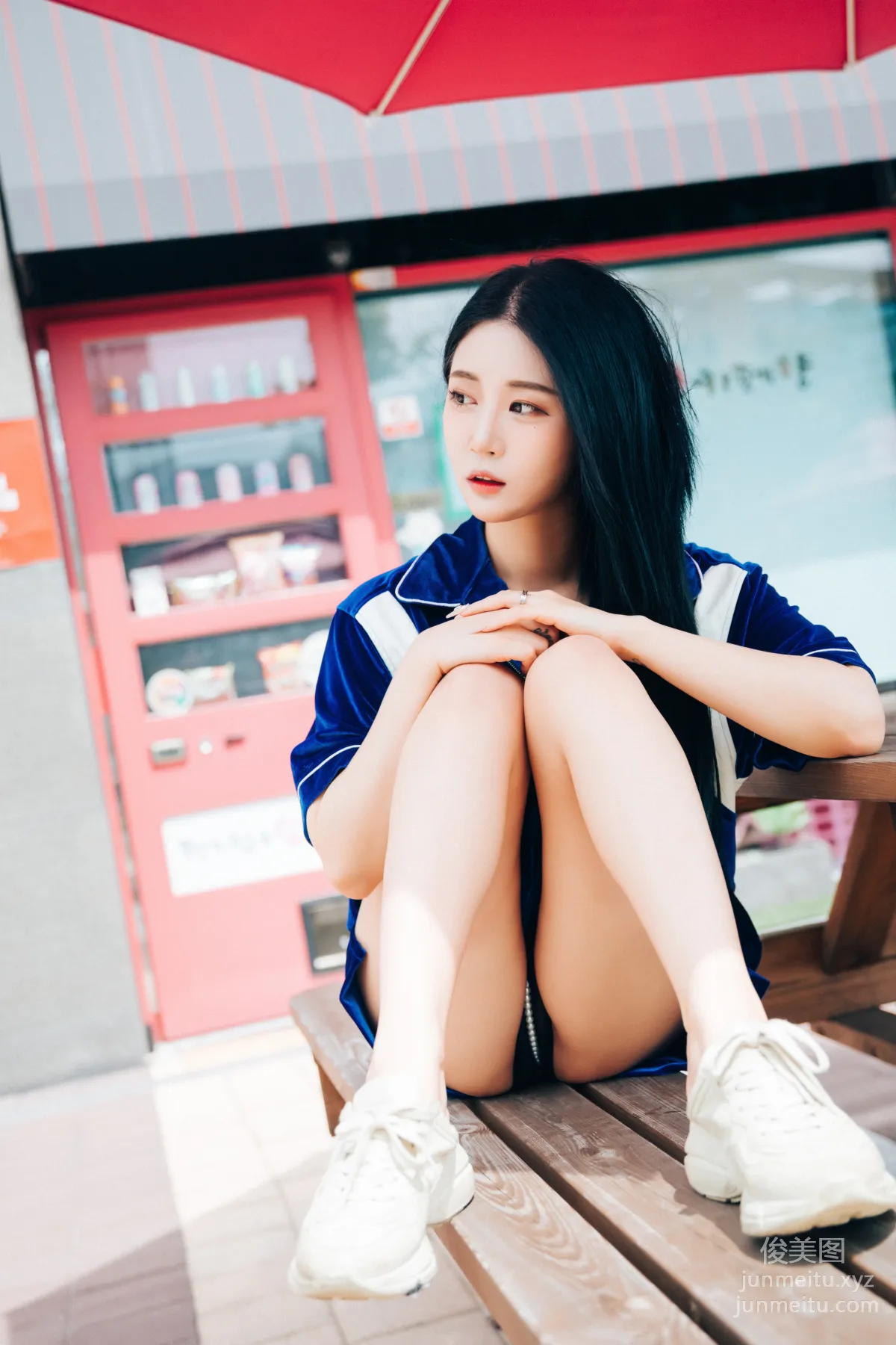 Bomi: LOOZY 028. - Part Timer photo 83