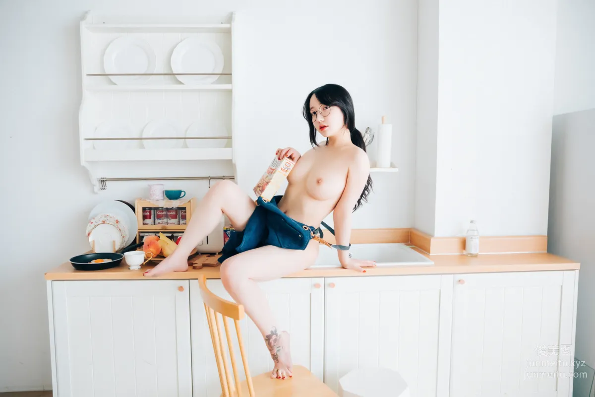 042.[Loozy] YeEun - Nudy Painter (S-Ver) [54P] 30