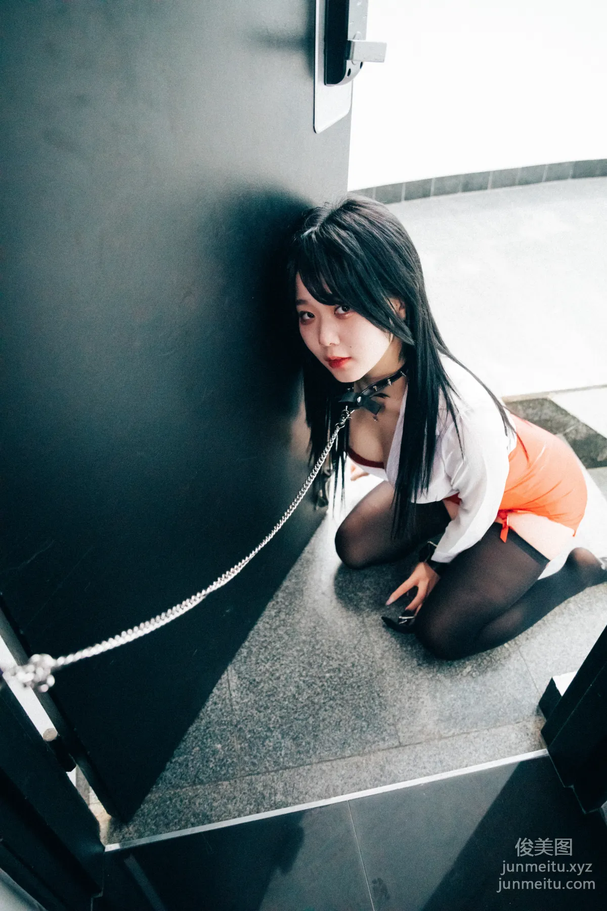 Zia: LOOZY 046. Office slave photo 103