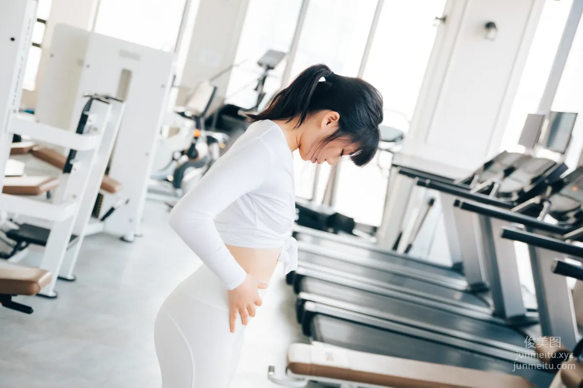 052.[Loozy] Kissme - Strip Fitness + Video [85P] 7
