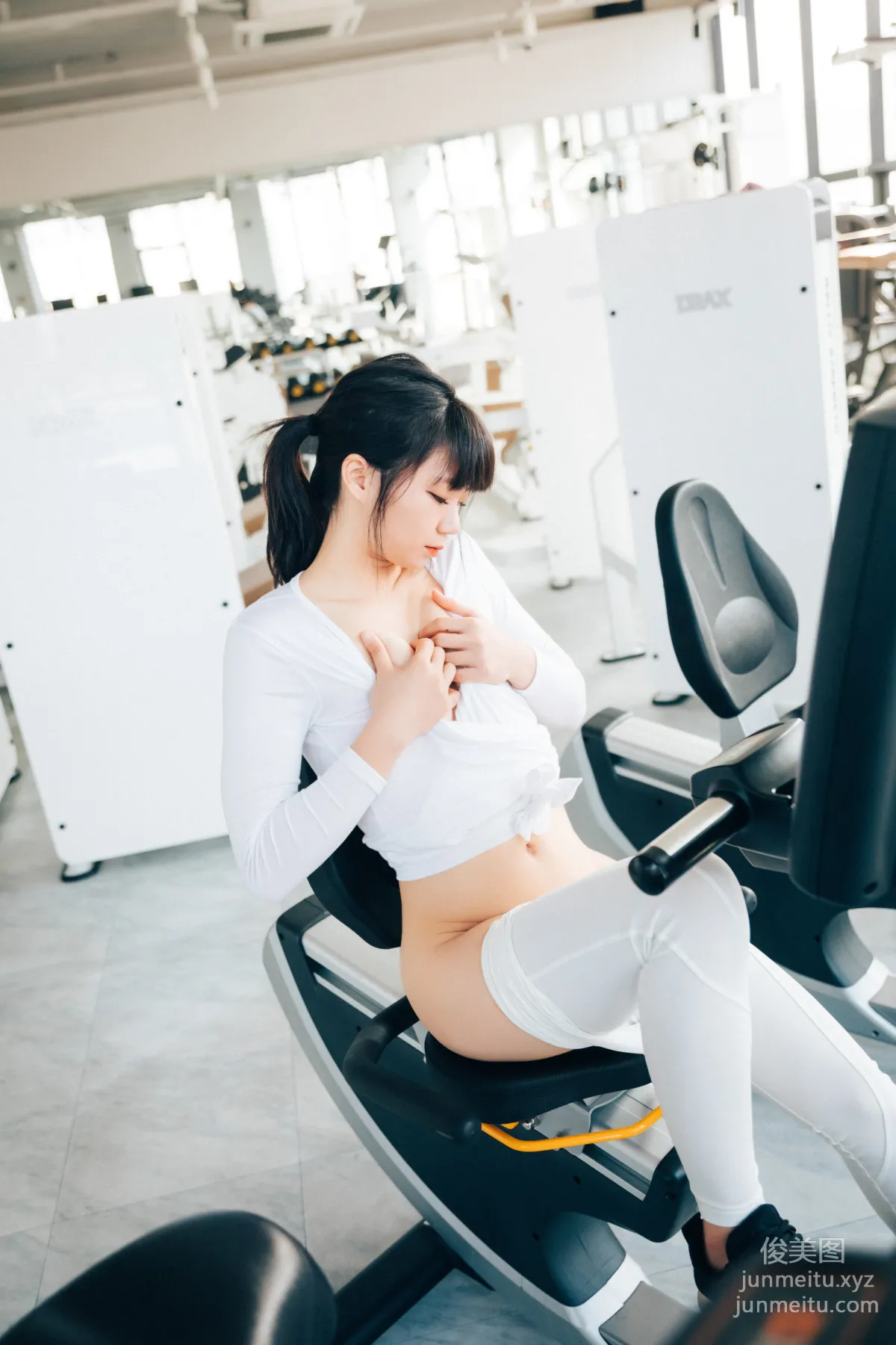 052.[Loozy] Kissme - Strip Fitness + Video [85P] 31