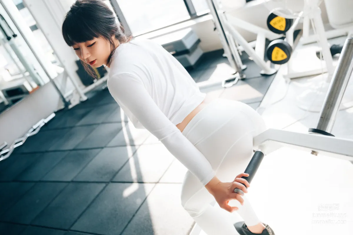 052.[Loozy] Kissme - Strip Fitness + Video [85P] 73