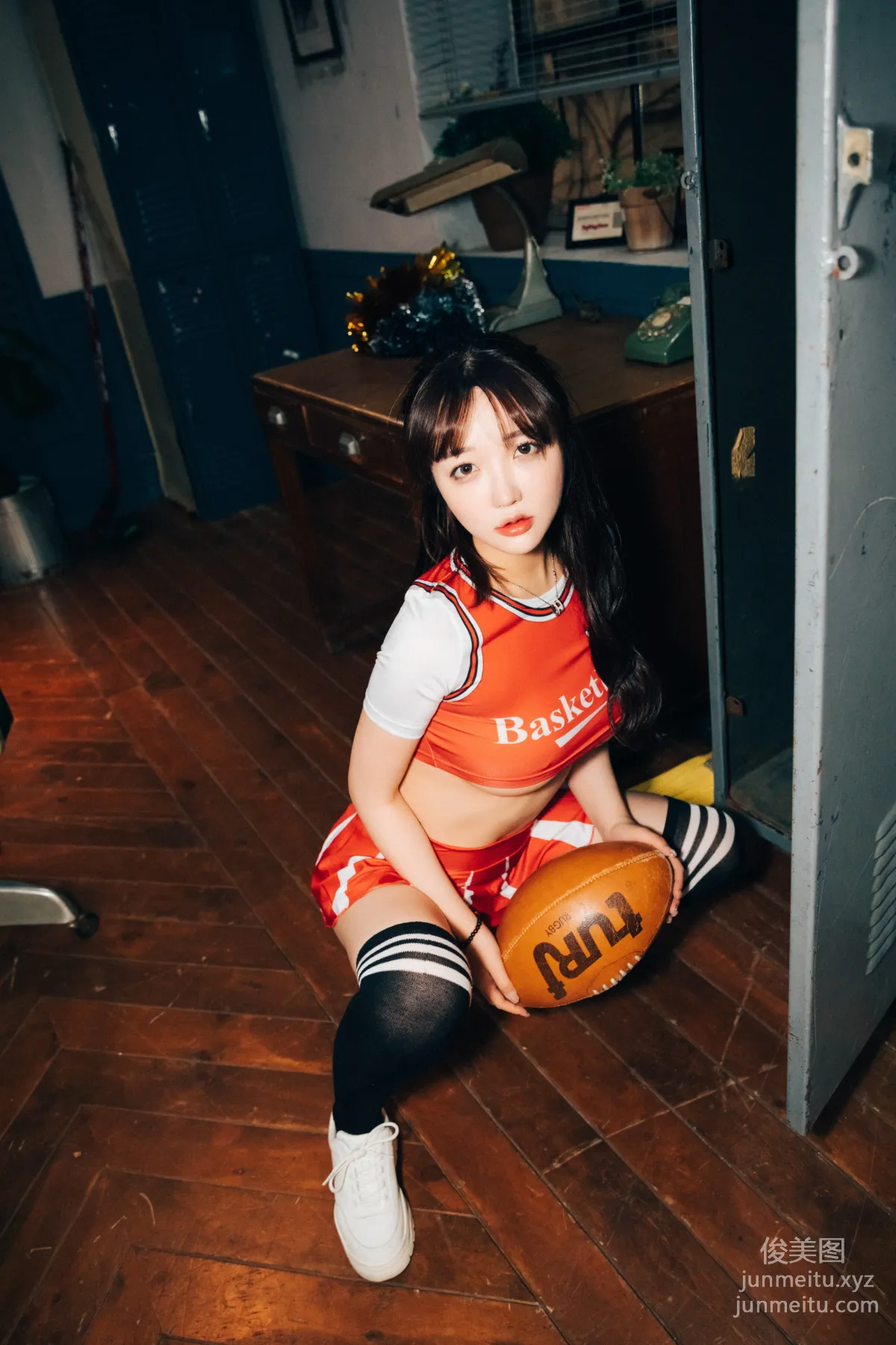 059.[Loozy] Son Ye-Eun (손예은) - CHEER UP [92P] 63