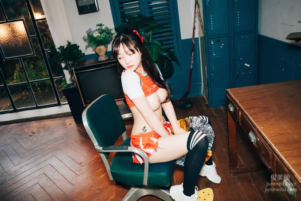 059.[Loozy] Son Ye-Eun (손예은) - CHEER UP [92P] 85