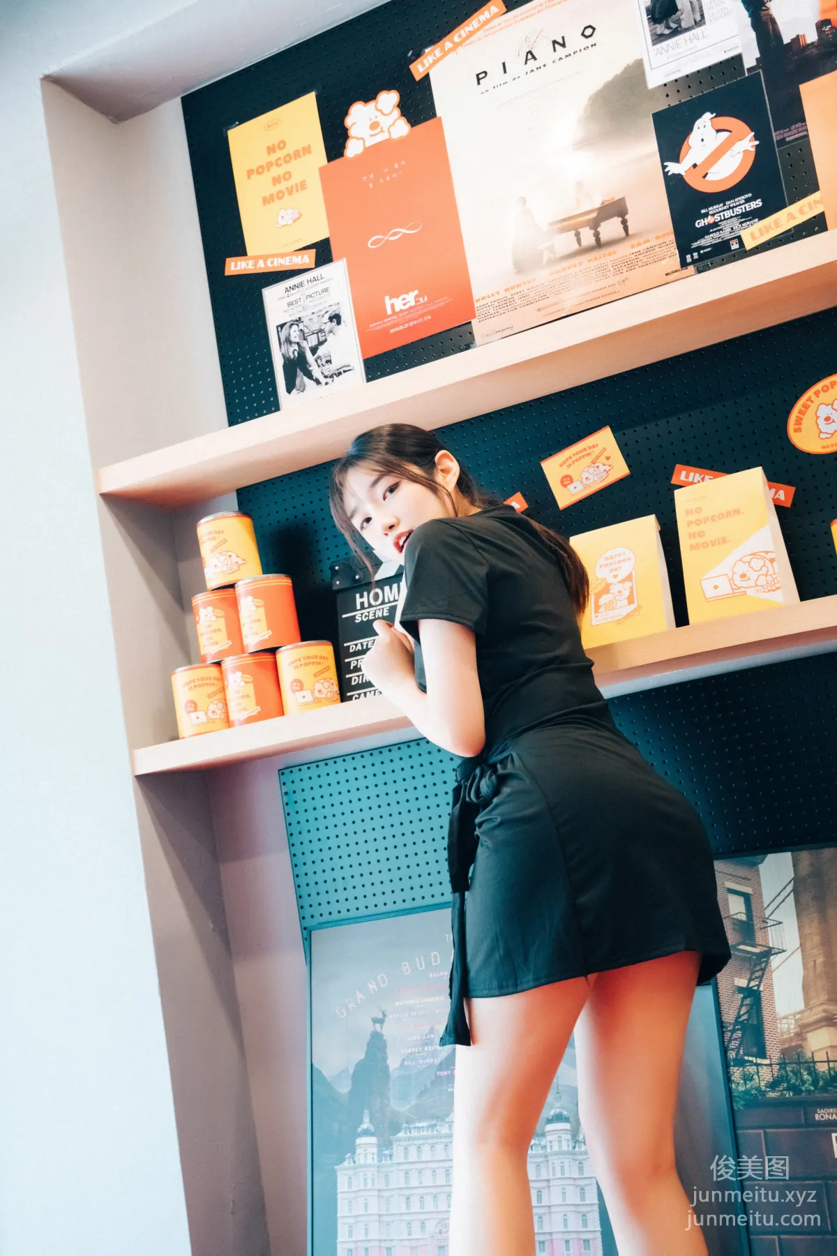 065.[Loozy] Sonson (손손) - Cinema girl_S.ver [123P] 2