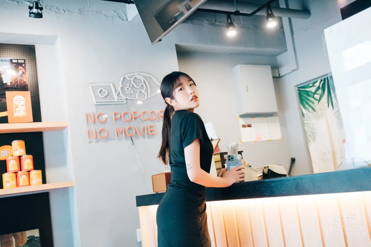 065.[Loozy] Sonson (손손) - Cinema girl_S.ver [123P] 6