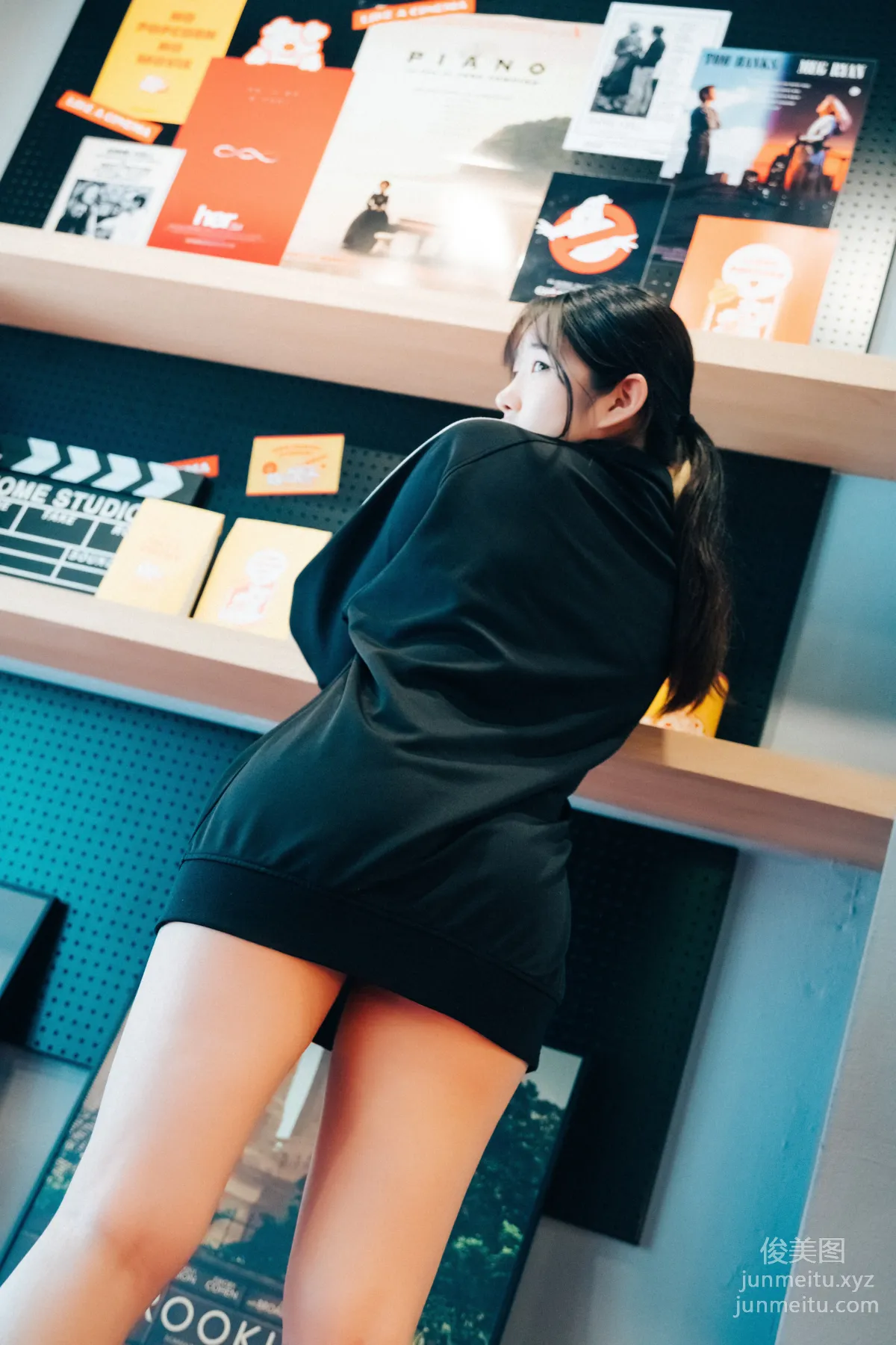 065.[Loozy] Sonson (손손) - Cinema girl_S.ver [123P] 22