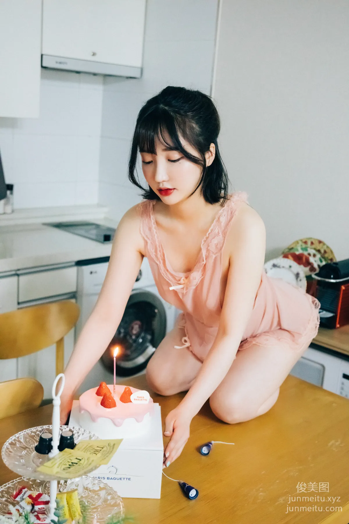 071.[Loozy] Ye Eun (손예은) – HBD + S.Ver [132P] 2