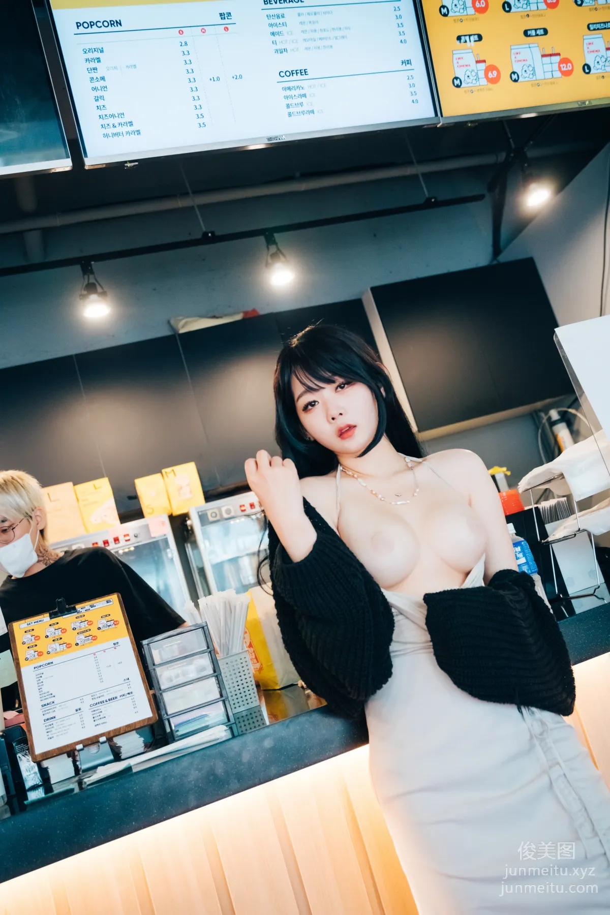 073.[Loozy] Zia (지아) -XXX in the theater S.Ver[157P] 46